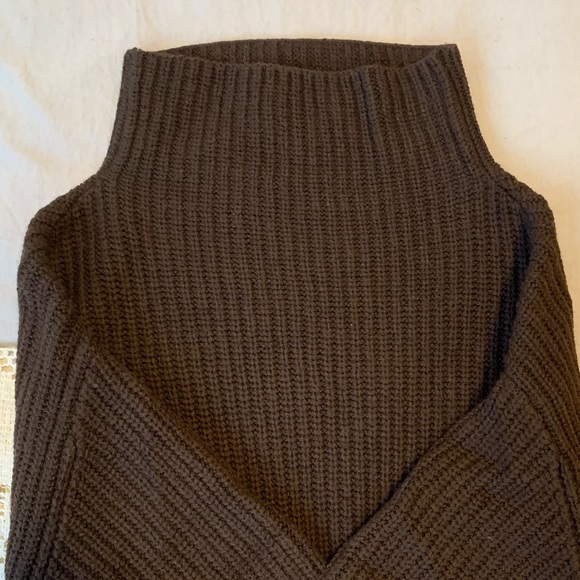 Aritzia Montpellier Sweater Dress - Picture 2 of 5